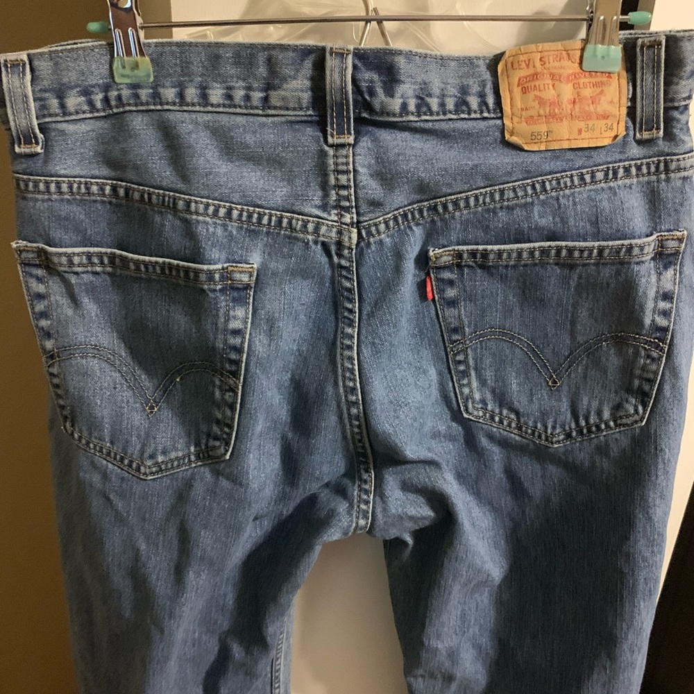 Levi Jeans - Picture 6 of 9